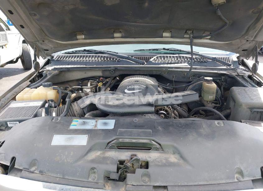 Photo 10 of 2002 Gmc Yukon SLE (VIN 1GKEK13VX2R127774)