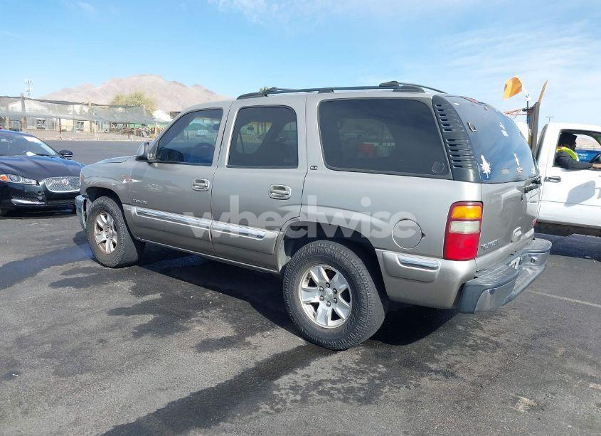 Photo 3 of 2002 Gmc Yukon SLE (VIN 1GKEK13VX2R127774)