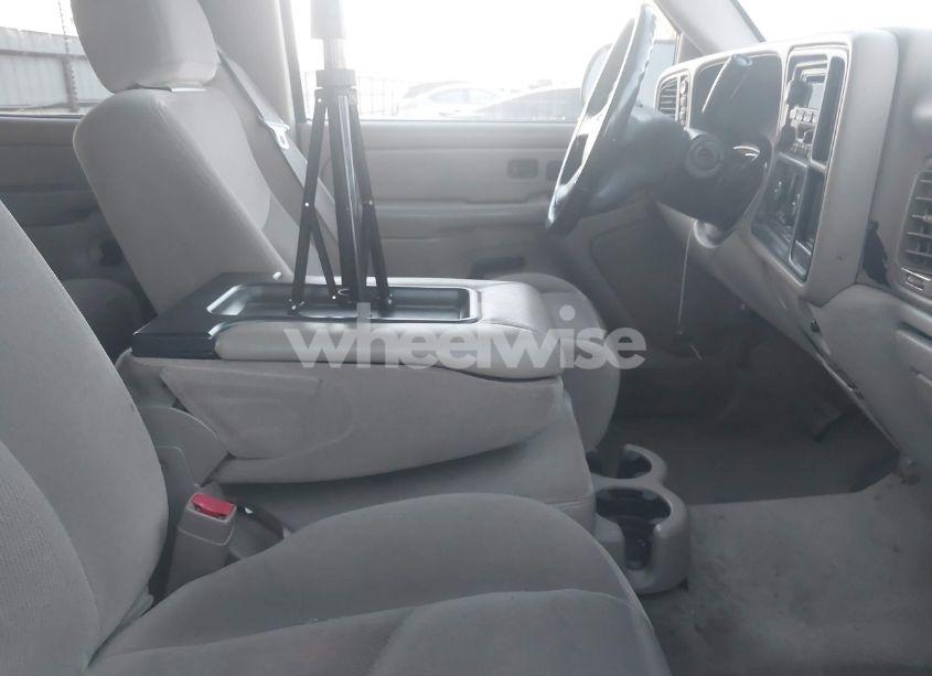 Photo 5 of 2004 Gmc Yukon SLE (VIN 1GKEK13Z24R209617)