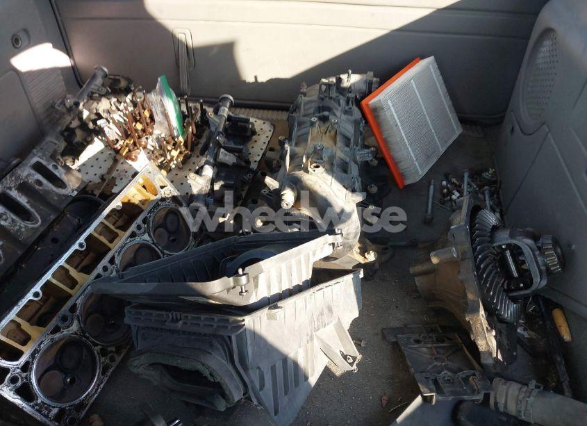 Photo 15 of 2004 Gmc Yukon SLE (VIN 1GKEK13Z84R142263)