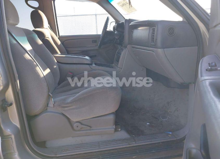 Photo 5 of 2004 Gmc Yukon SLE (VIN 1GKEK13Z84R142263)