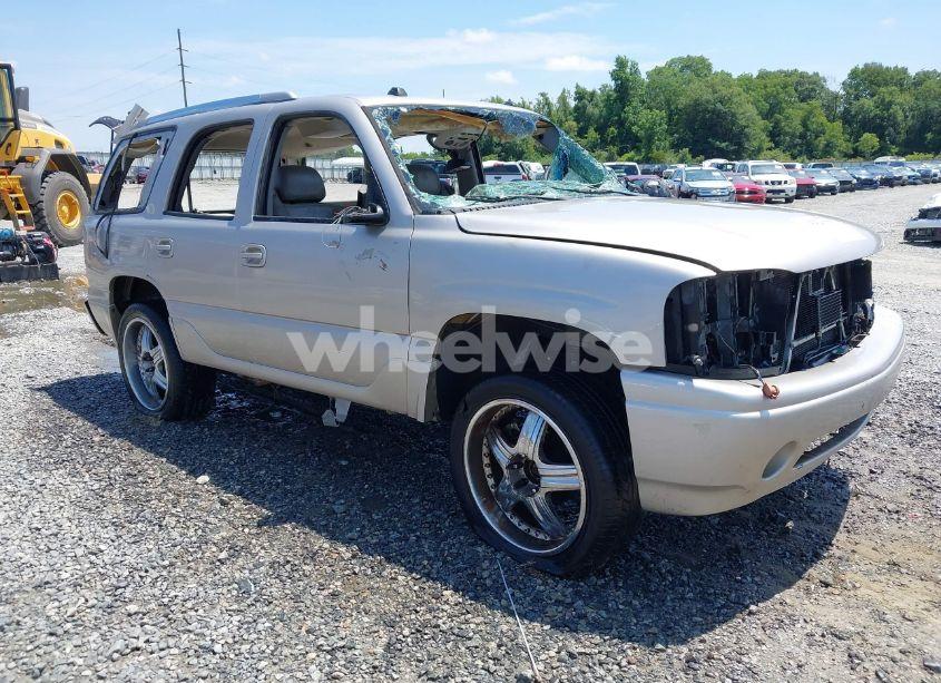 2005 Gmc Yukon DENALI (VIN 1GKEK63U05J224098) main photo