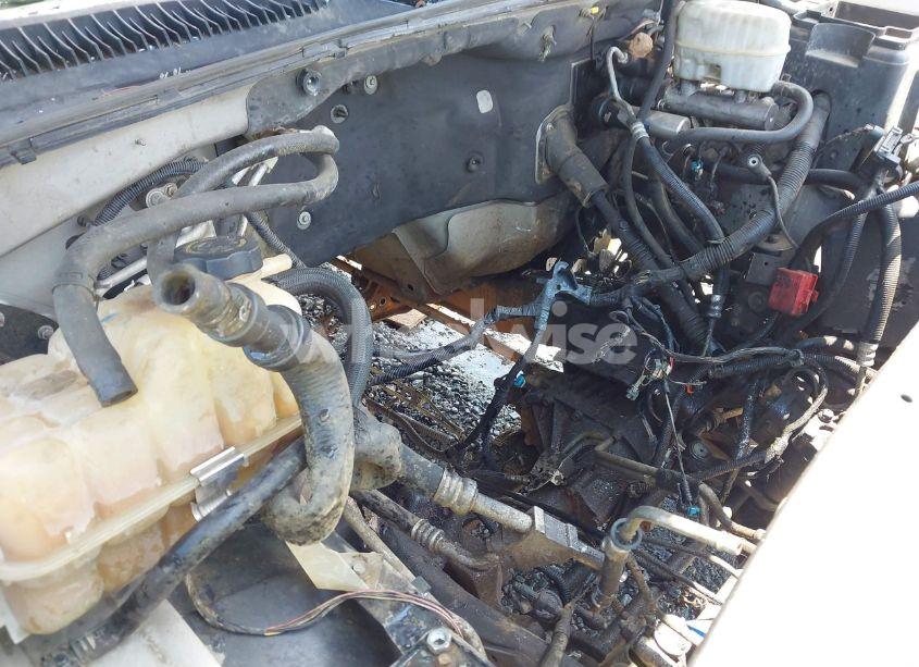 Photo 6 of 2005 Gmc Yukon DENALI (VIN 1GKEK63U05J224098)