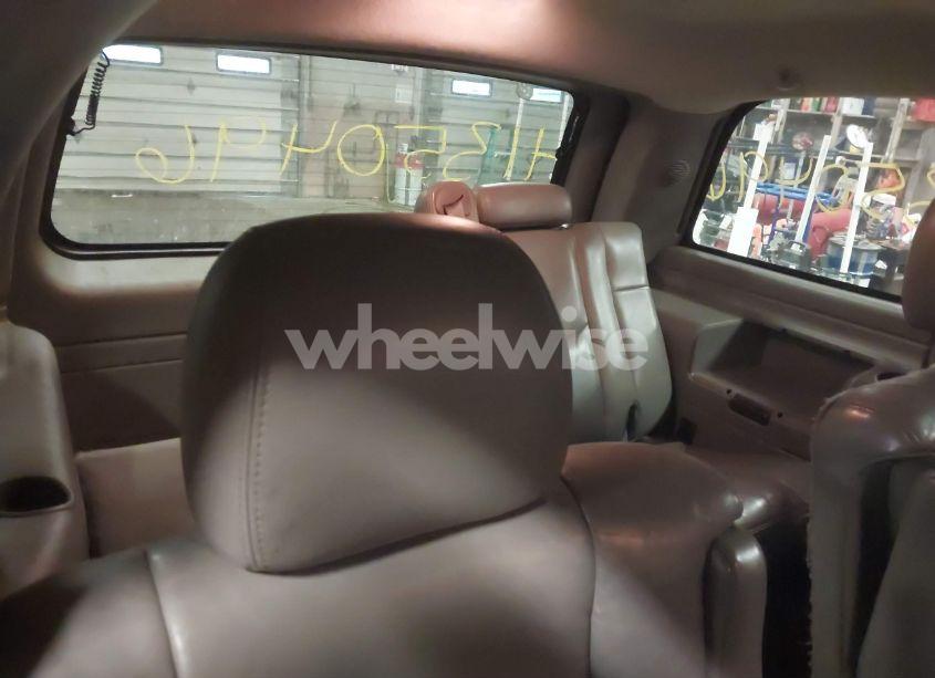 Photo 14 of 2004 Gmc Yukon DENALI (VIN 1GKEK63U14J213903)