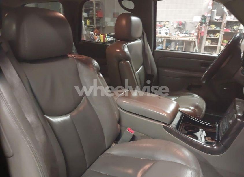 Photo 15 of 2004 Gmc Yukon DENALI (VIN 1GKEK63U14J213903)