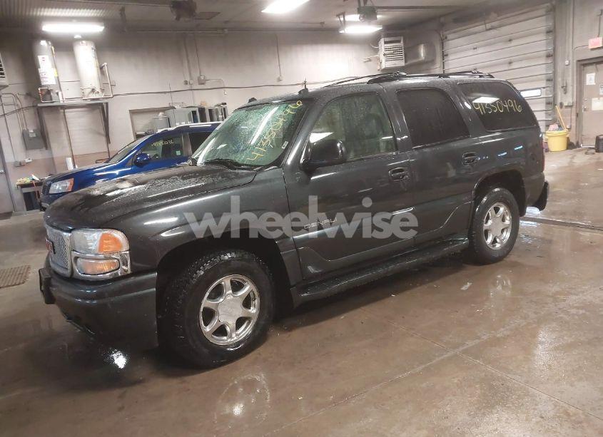 Photo 2 of 2004 Gmc Yukon DENALI (VIN 1GKEK63U14J213903)