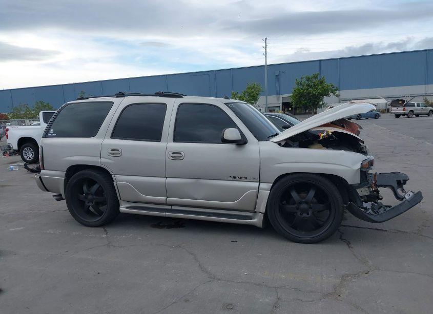 Photo 12 of 2004 Gmc Yukon DENALI (VIN 1GKEK63U14J214193)