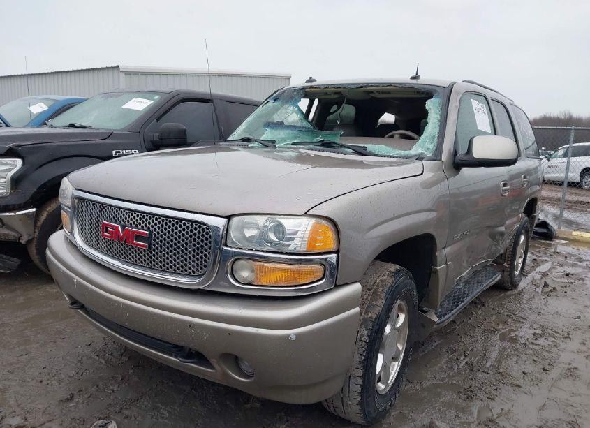 Photo 2 of 2003 Gmc Yukon DENALI (VIN 1GKEK63U43J304095)