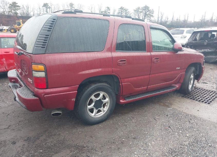 Photo 4 of 2004 Gmc Yukon DENALI (VIN 1GKEK63U44J147640)