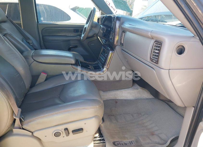 Photo 5 of 2004 Gmc Yukon DENALI (VIN 1GKEK63U44J286943)