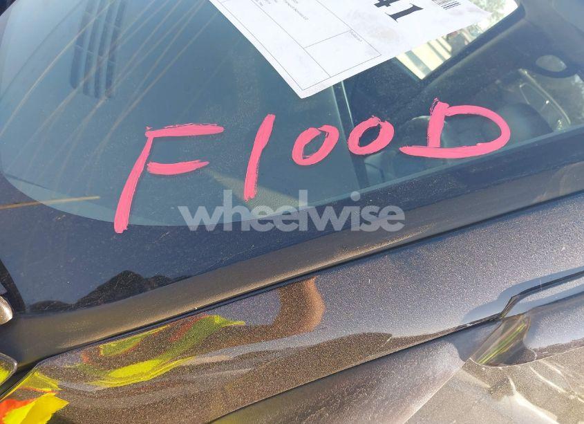 Photo 6 of 2004 Gmc Yukon DENALI (VIN 1GKEK63U44J286943)