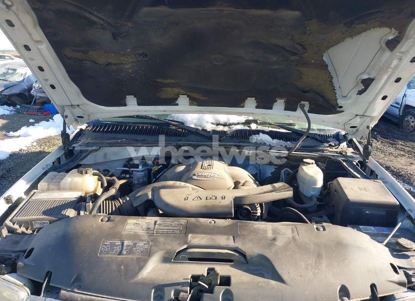 Photo 10 of 2005 Gmc Yukon DENALI (VIN 1GKEK63U45J175021)