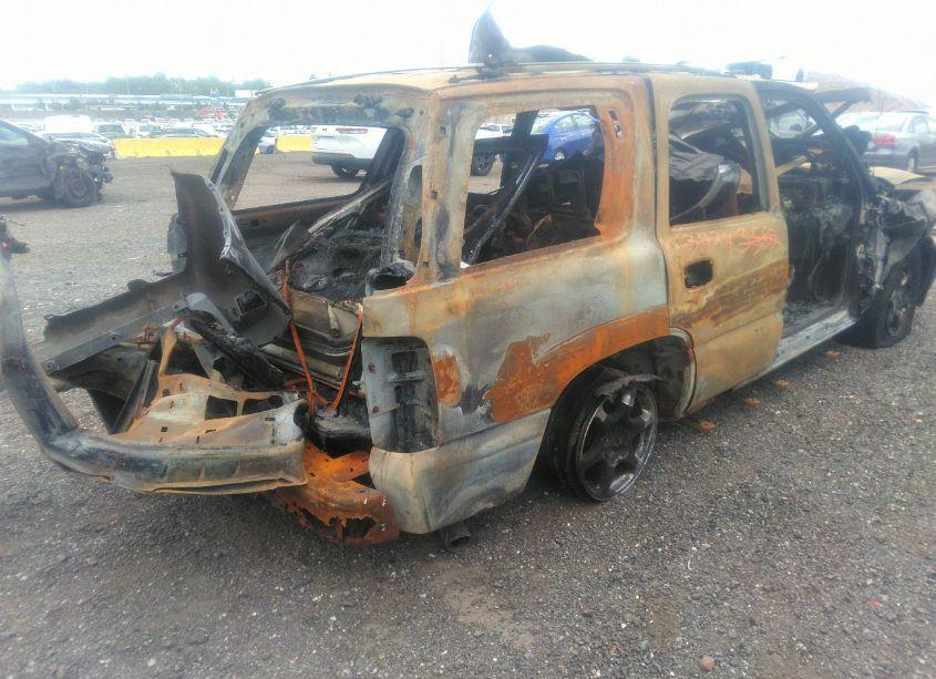 Photo 4 of 2005 Gmc Yukon DENALI DENALI (AWD) (VIN 1GKEK63U45J245018)