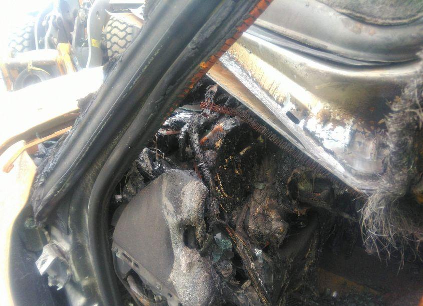 Photo 7 of 2005 Gmc Yukon DENALI DENALI (AWD) (VIN 1GKEK63U45J245018)