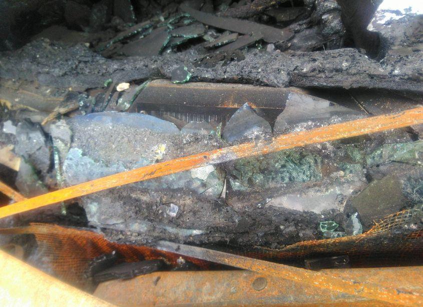 Photo 9 of 2005 Gmc Yukon DENALI DENALI (AWD) (VIN 1GKEK63U45J245018)