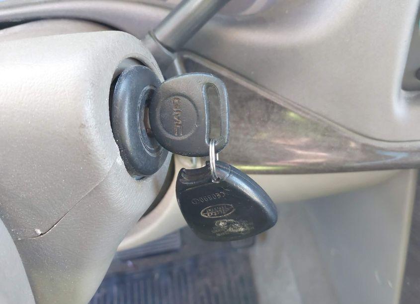 Photo 11 of 2004 Gmc Yukon DENALI (VIN 1GKEK63U54J115344)