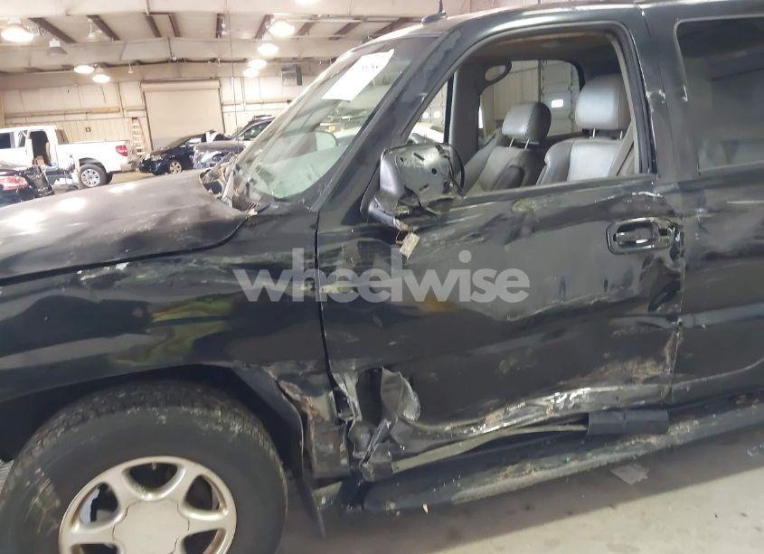 Photo 18 of 2004 Gmc Yukon DENALI (VIN 1GKEK63U54J165032)