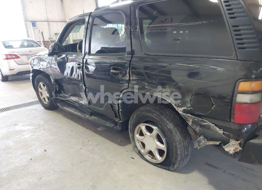 Photo 19 of 2004 Gmc Yukon DENALI (VIN 1GKEK63U54J165032)