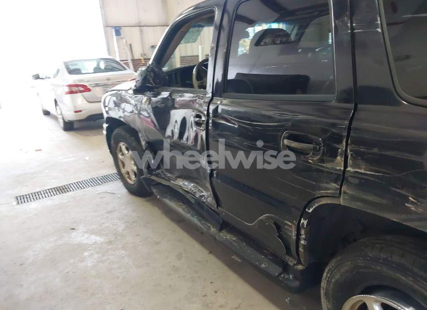 Photo 21 of 2004 Gmc Yukon DENALI (VIN 1GKEK63U54J165032)