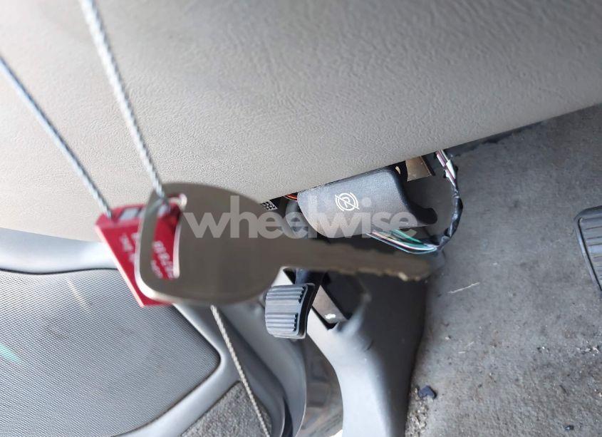 Photo 11 of 2005 Gmc Yukon DENALI (VIN 1GKEK63U55J266766)