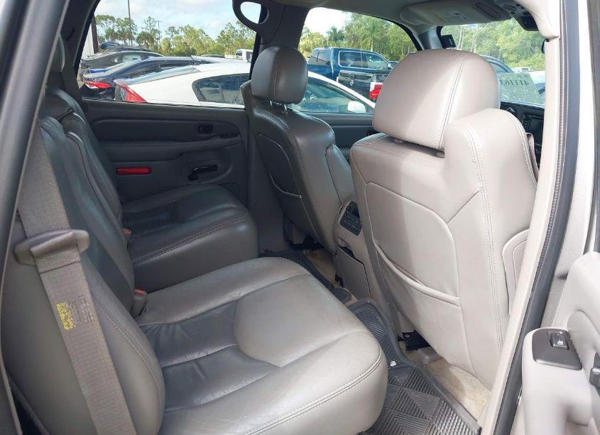 Photo 8 of 2005 Gmc Yukon DENALI (VIN 1GKEK63U65J152601)