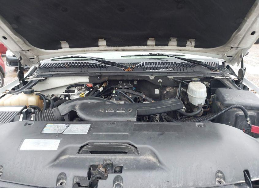 Photo 10 of 2005 Gmc Yukon DENALI (VIN 1GKEK63U65J156390)