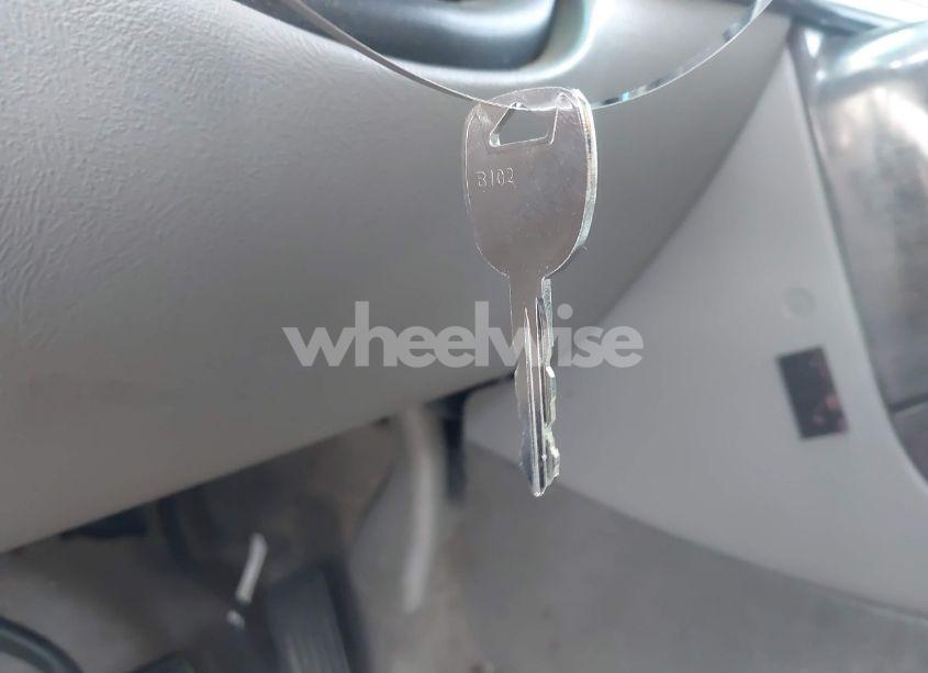 Photo 11 of 2005 Gmc Yukon DENALI (VIN 1GKEK63U65J182925)