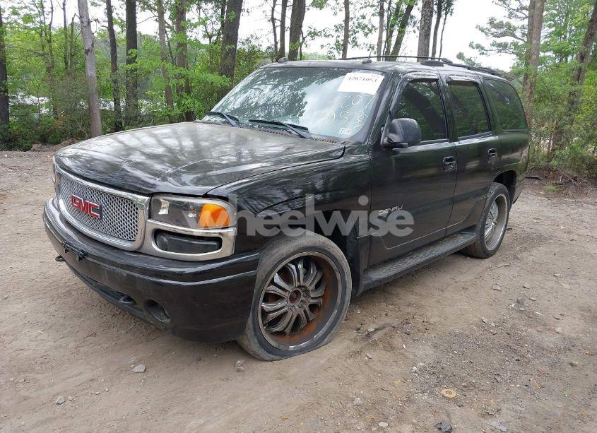 Photo 2 of 2005 Gmc Yukon DENALI (VIN 1GKEK63U65J182925)