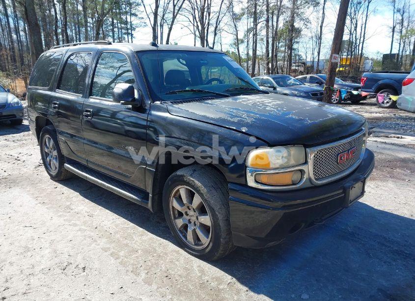 2005 Gmc Yukon DENALI (VIN 1GKEK63U75J185526) main photo