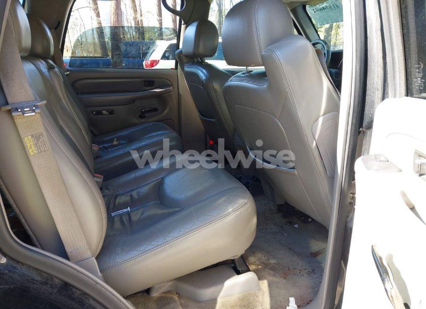 Photo 8 of 2005 Gmc Yukon DENALI (VIN 1GKEK63U75J185526)