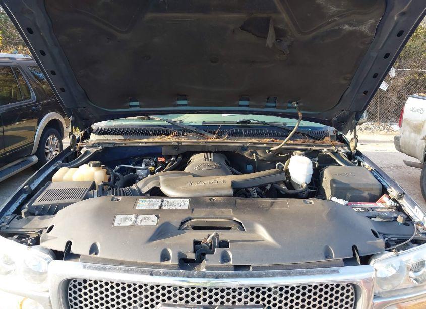 Photo 10 of 2005 Gmc Yukon DENALI (VIN 1GKEK63U75J188474)