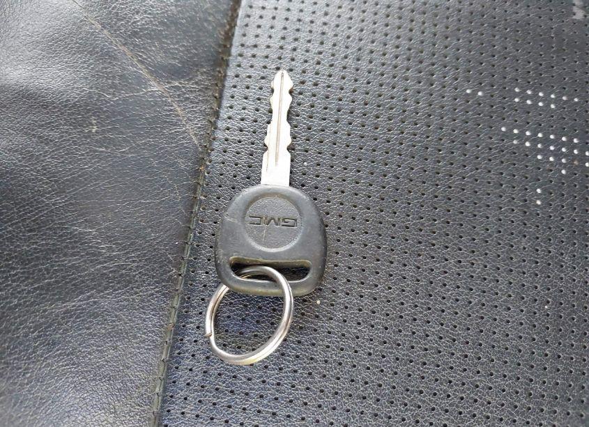 Photo 11 of 2005 Gmc Yukon DENALI (VIN 1GKEK63U75J188474)