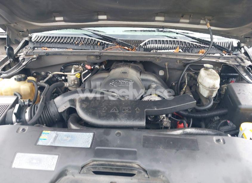 Photo 10 of 2005 Gmc Yukon DENALI (VIN 1GKEK63U85J129840)