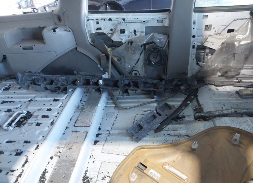 Photo 8 of 2003 Gmc Yukon DENALI (VIN 1GKEK63U93J309275)