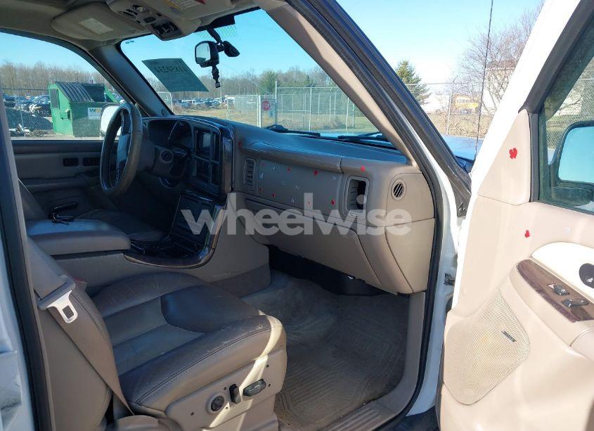 Photo 5 of 2006 Gmc Yukon DENALI (VIN 1GKEK63U96J121229)