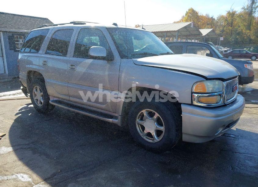 2005 Gmc Yukon DENALI (VIN 1GKEK63UX5J132819) main photo