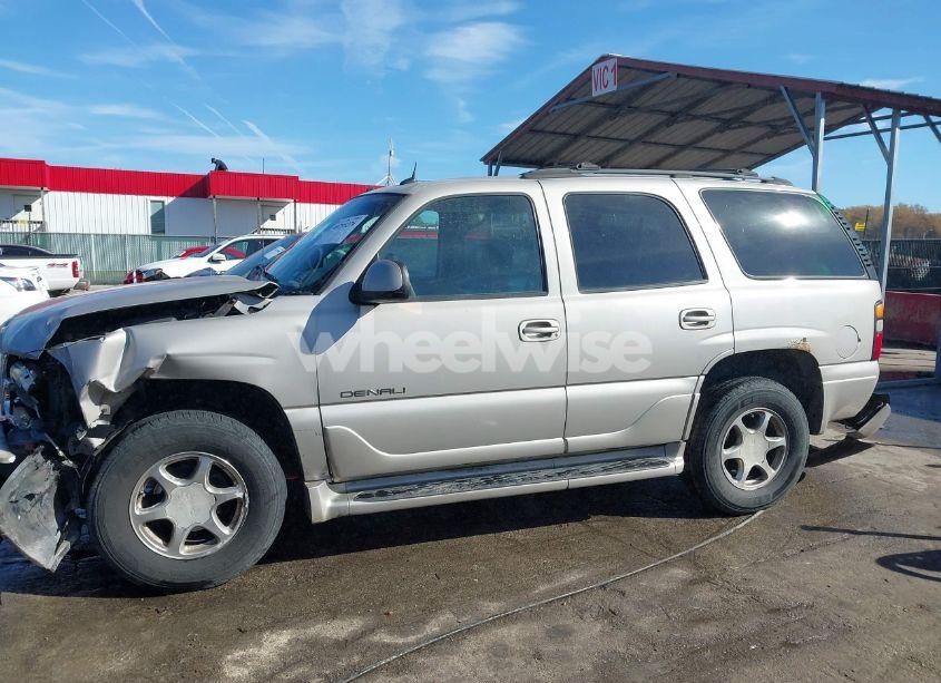 Photo 14 of 2005 Gmc Yukon DENALI (VIN 1GKEK63UX5J132819)