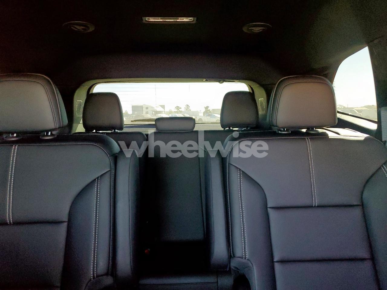 Photo 10 of 2025 GMC ACADIA ELEVATION (VIN 1GKENKRS2SJ276480)