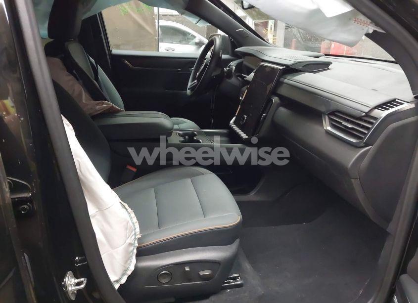 Photo 5 of 2024 Gmc Acadia AWD AT4 (VIN 1GKENPKS7RJ159091)