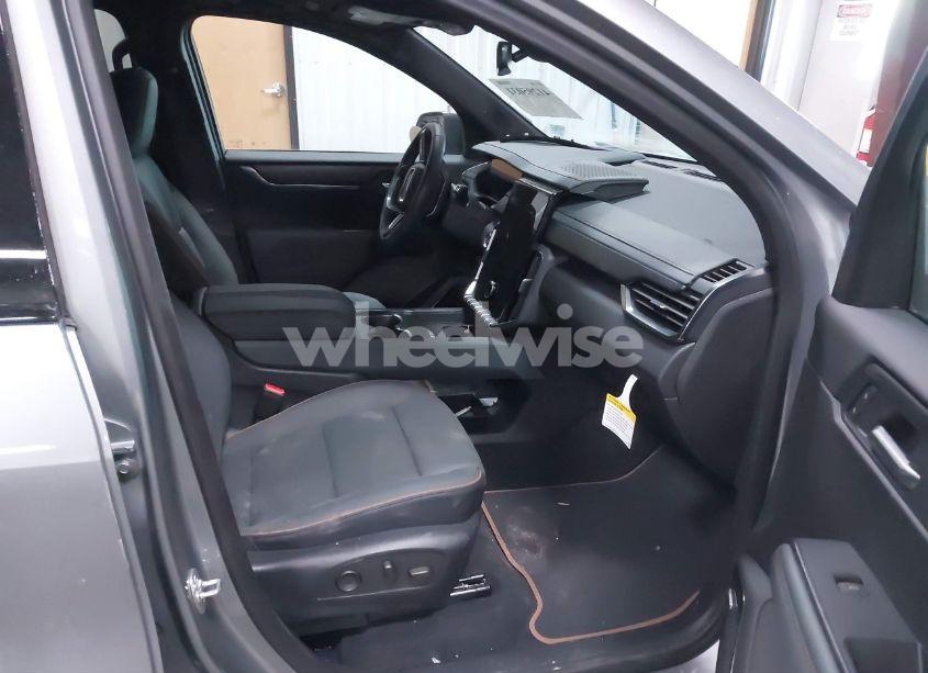 Photo 5 of 2024 Gmc Acadia AWD AT4 (VIN 1GKENPKS7RJ239717)