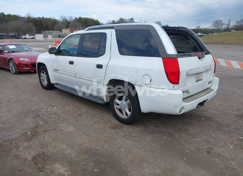 Photo 3 of 2004 Gmc Envoy XUV SLE (VIN 1GKES12S846143483)