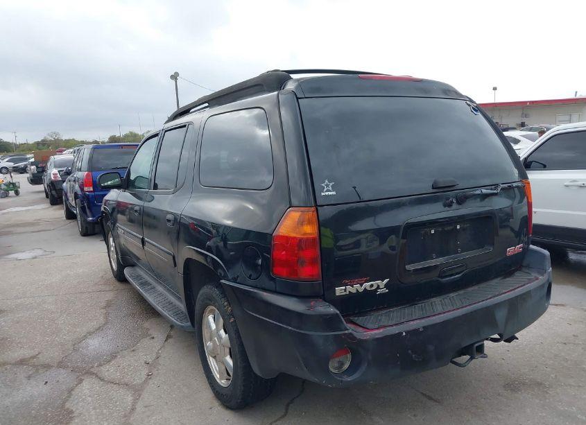 Photo 3 of 2005 Gmc Envoy XL SLE (VIN 1GKES16S056182712)