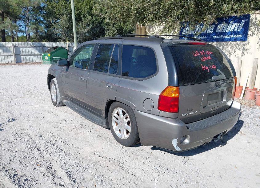 Photo 3 of 2006 Gmc Envoy DENALI (VIN 1GKES63M262194582)