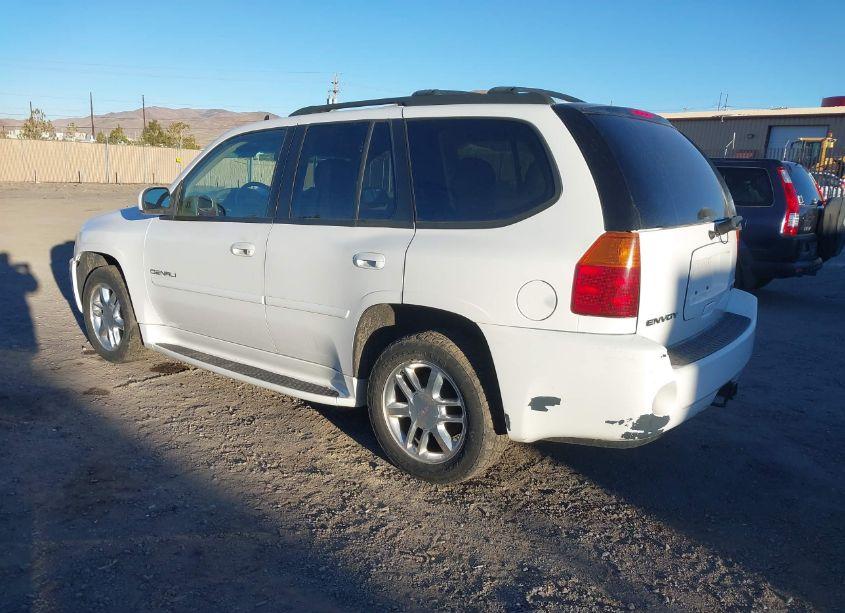 Photo 3 of 2007 Gmc Envoy DENALI (VIN 1GKET63MX72125637)