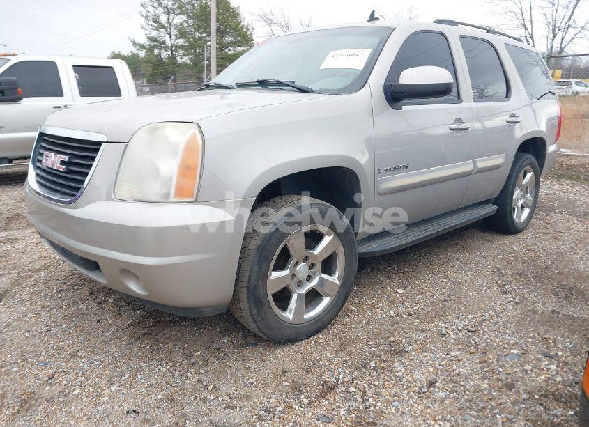 Photo 2 of 2007 Gmc Yukon SLT (VIN 1GKFC13007J402032)