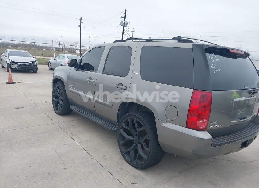 Photo 3 of 2007 Gmc Yukon SLT (VIN 1GKFC13007R264378)