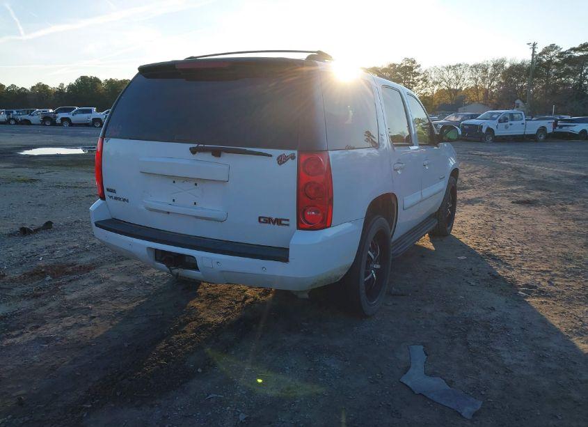 Photo 4 of 2007 Gmc Yukon SLT (VIN 1GKFC13017J344822)
