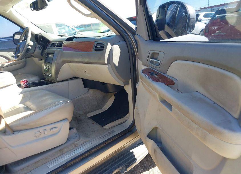 Photo 5 of 2007 Gmc Yukon SLT (VIN 1GKFC13027R155615)