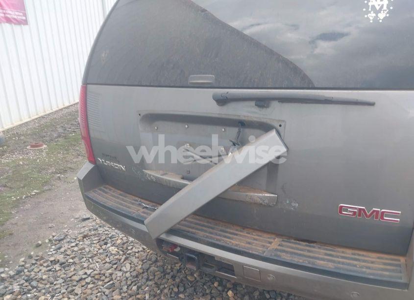 Photo 6 of 2007 Gmc Yukon SLT (VIN 1GKFC13037J144413)