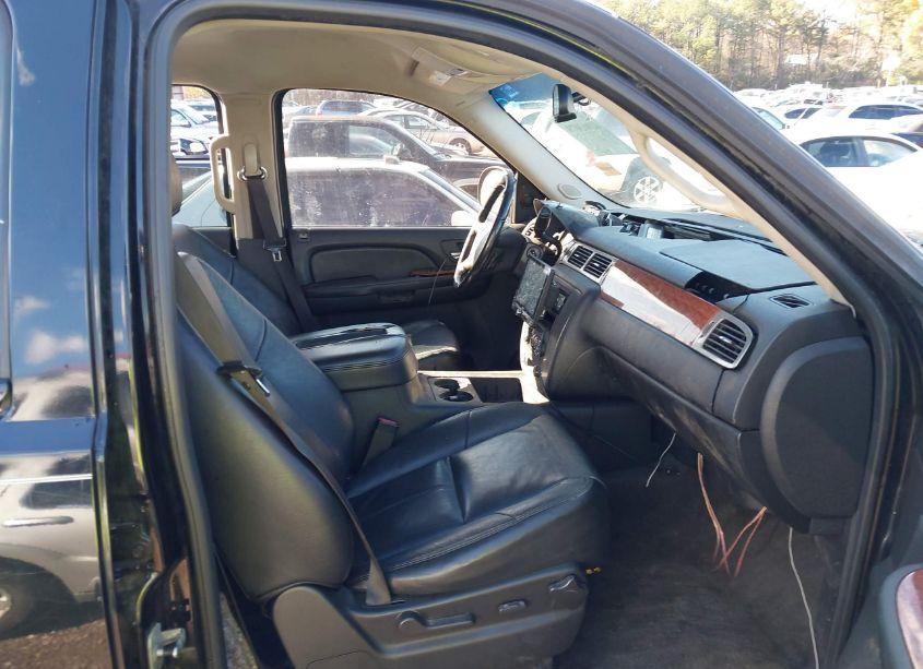 Photo 5 of 2008 Gmc Yukon SLE (VIN 1GKFC13068R190711)